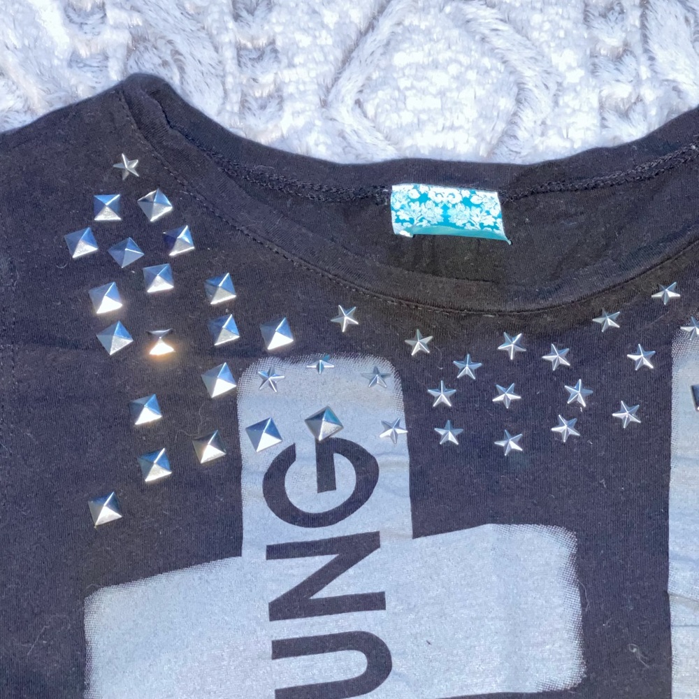 Young & Free Studded Muscle Tank - Picture 3 of 4